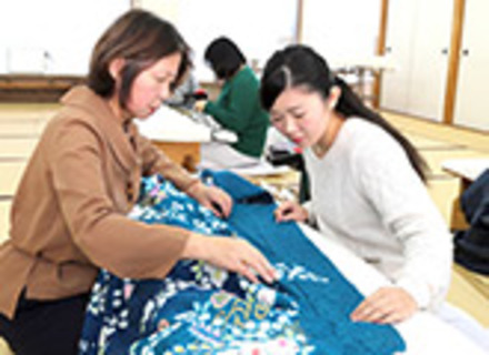 奈良きもの芸術専門学校の特長１