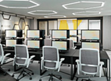 東京池袋情報ＩＴクリエイター専門学校の特長２