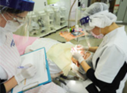 山形歯科専門学校の特長２