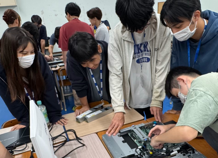 専門学校　那覇日経ビジネスの特長１
