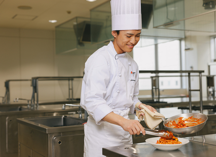 富山調理製菓専門学校の特長３