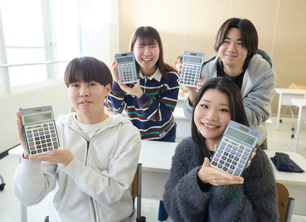 日本ＩＴビジネス公務員専門学校の特長２