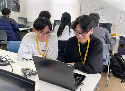 専門学校　ＩＴカレッジ沖縄の特長１