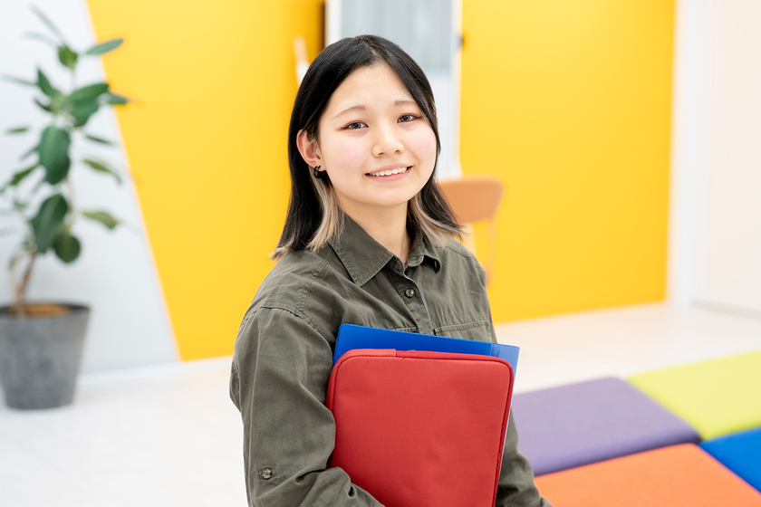 タカラ美容専門学校の学生