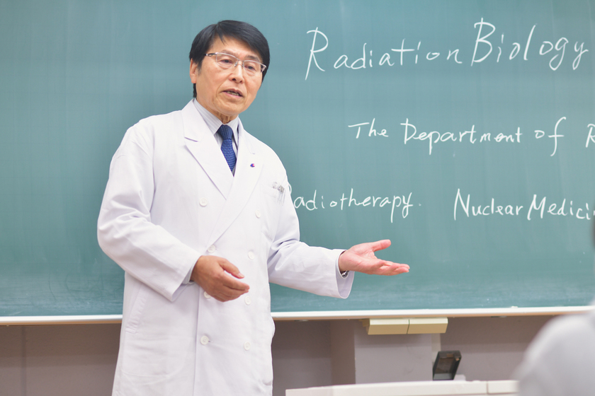 中央医療大学の先生