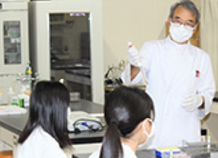 北海道医学技術専門学校の特長２