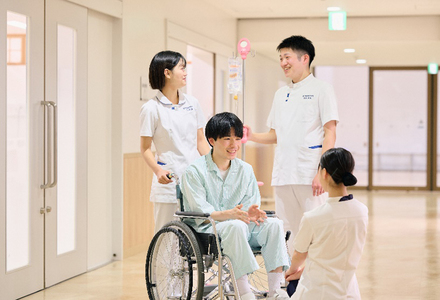 横浜市医師会聖灯看護専門学校 | 資料請求・願書請求・学校案内