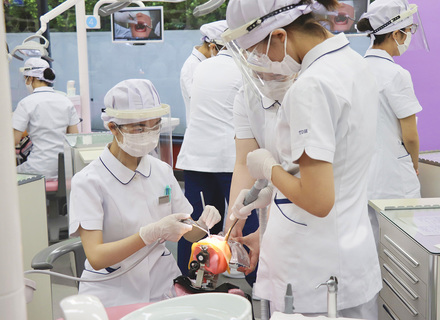 東京歯科衛生専門学校の特長３