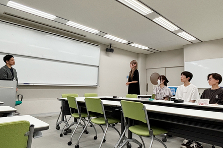 兵庫大学 地域企業の経営者や社員の方と協働する機会があります