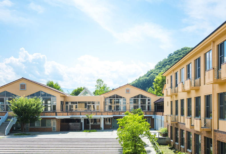 山梨英和大学の風景