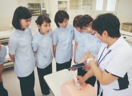 浦添看護学校の特長３
