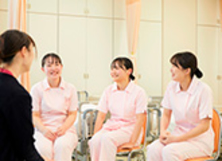 ユマニテク看護助産専門学校の特長２