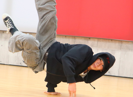 立志舎札幌ＡＩデジタルクリエイト＆スポーツ公務員専門学校の特長３