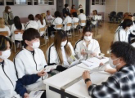 青森県ヘアアーチスト専門学校の特長２