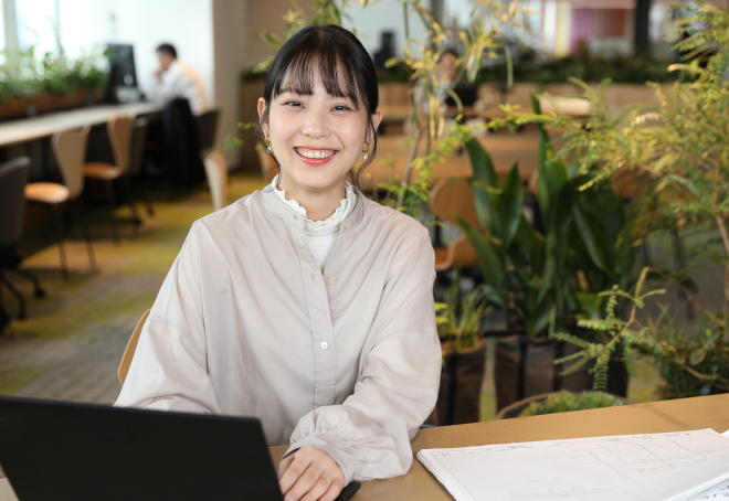 コストの算出・調整で建設プロジェクトを支える　#卒業生インタビュー