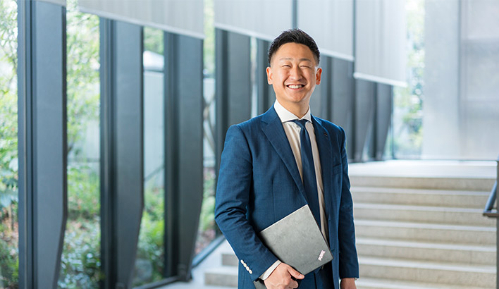 自分の“本気”に応えてくれた、手厚いキャリアサポート。財務・会計の知識もビジネスの武器に。