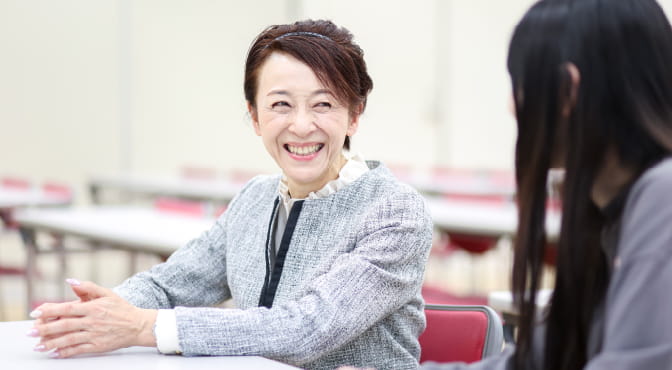 恒川 佳子 先生