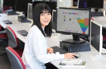 Web・グラフィックデザイン演習