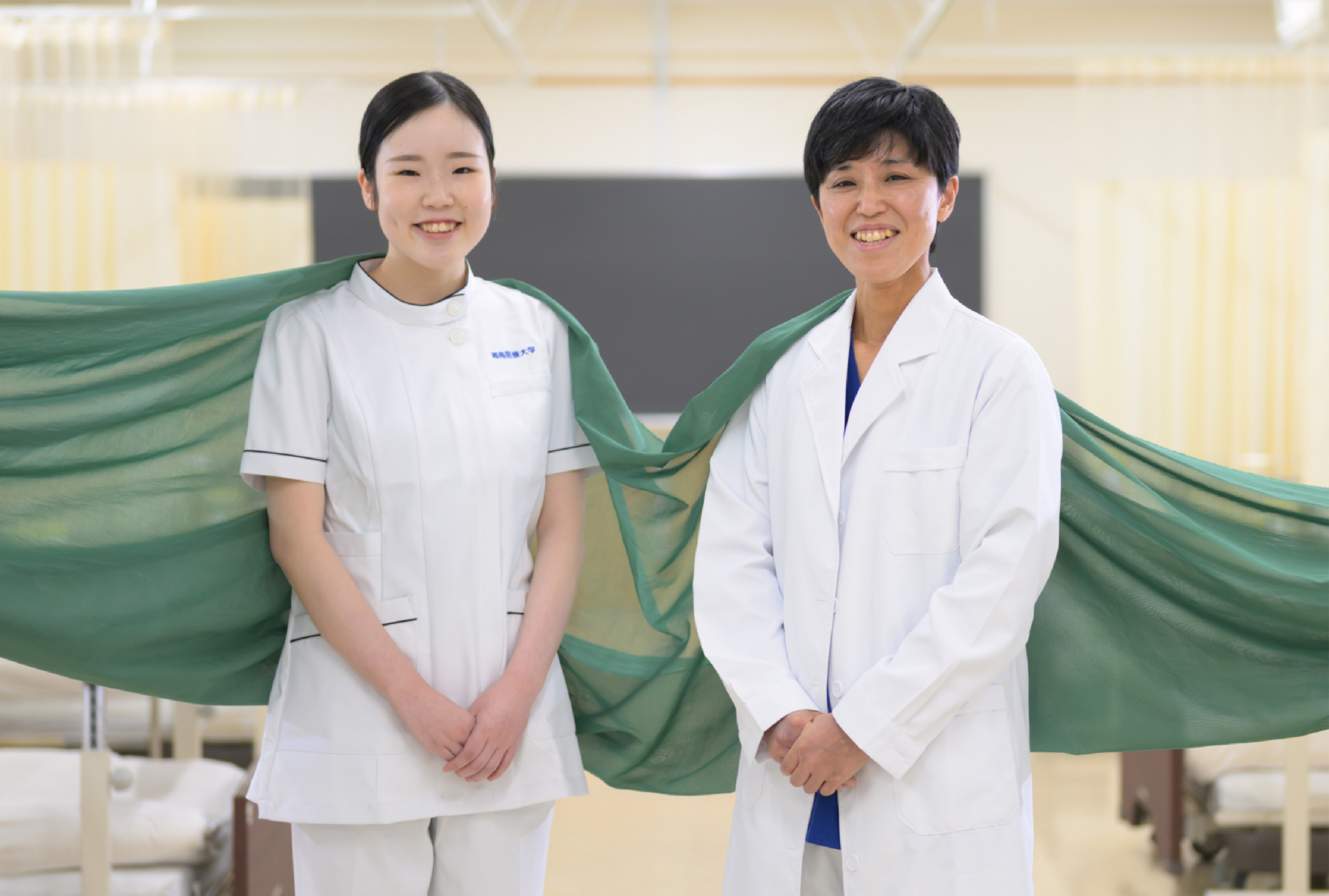 湘南医療大学看護学部1年必修の教科書 湘南医療大学／ぎゅっと、育てる。／スペシャル学校情報／スタディ